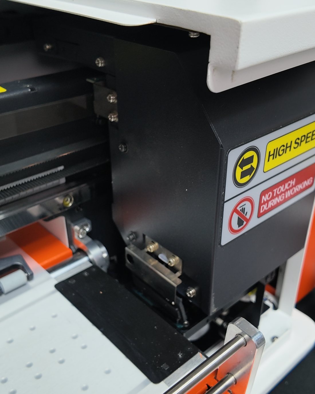 Close-up of the A301 print carriage holding the Epson XP600 printhead